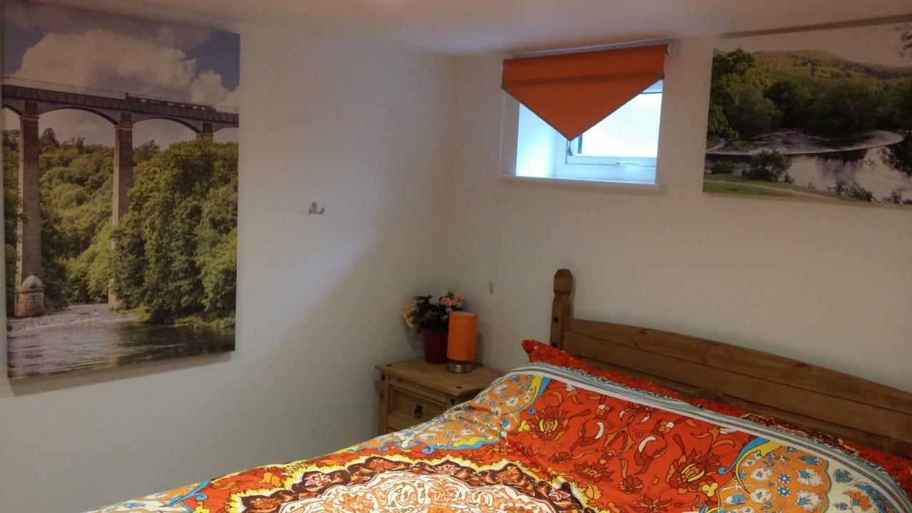 Welsh Row House Διαμέρισμα Llandegla Εξωτερικό φωτογραφία