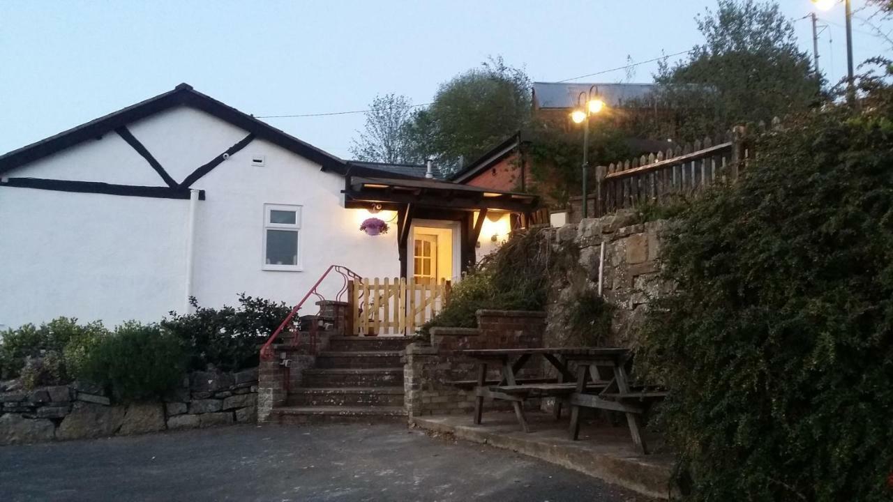 Welsh Row House Διαμέρισμα Llandegla Εξωτερικό φωτογραφία